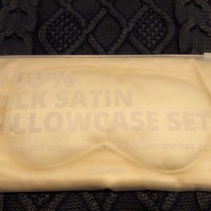 Homestead 100 pure silk pillowcase and eye mask